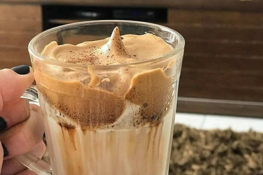 No momento, você está visualizando Creme de café low carb: cremoso, saboroso e saudável