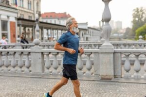 Leia mais sobre o artigo Como Voltar a Correr Depois dos 60: Guia Seguro e Sustentável